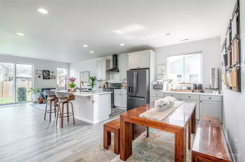 Kitchen - 5703 157th Avenue Ct E, Sumner, WA 98390 photo 1 of 3
