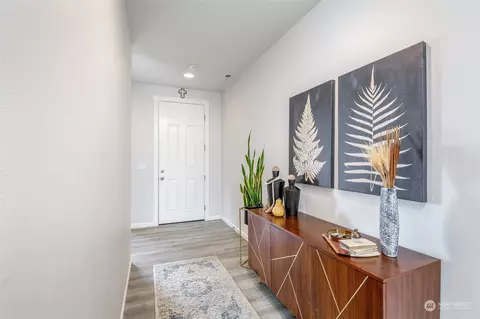 Entry Way - 5703 157th Avenue Ct E, Sumner, WA 98390 photo 1 of 1