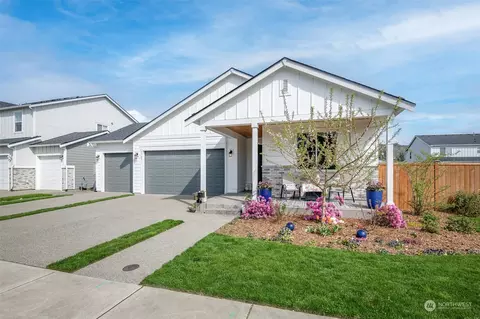 Exterior - 5703 157th Avenue Ct E, Sumner, WA 98390 photo 7 of 11