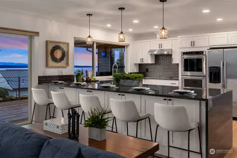 Kitchen - 238 Skyline Dr, Edmonds, WA 98020 photo 2 of 5
