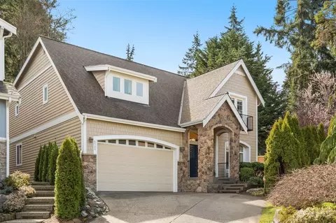 8526 210th Pl SW, Edmonds, WA 98026