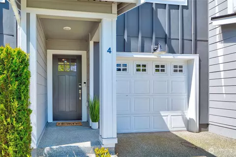 2006 101st Ave SE #4, Lake Stevens, WA 98258