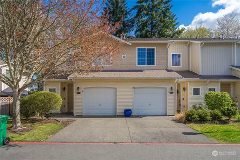 950 Lynnwood Ct SE #1022, Renton, WA 98058