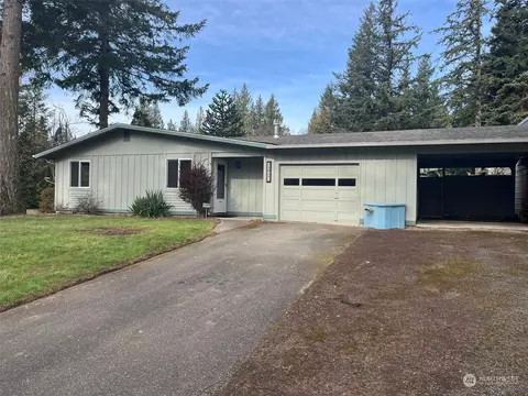5931 Paradise Dr, Ferndale, WA 98248