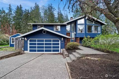 6934 Liverpool Ct NE, Bremerton, WA 98311