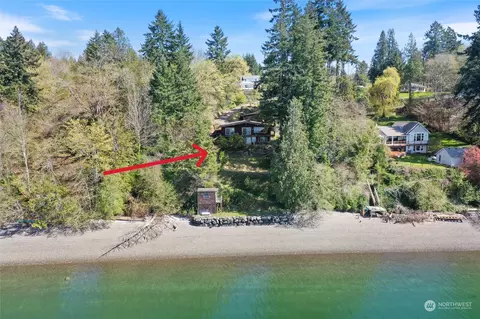 3545 Boston Harbor Rd NE, Olympia, WA 98506