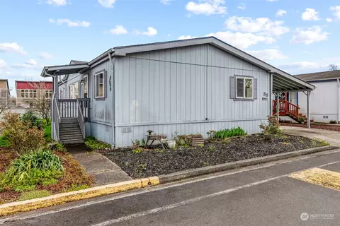 38 Heritage Blvd, Longview, WA 98632