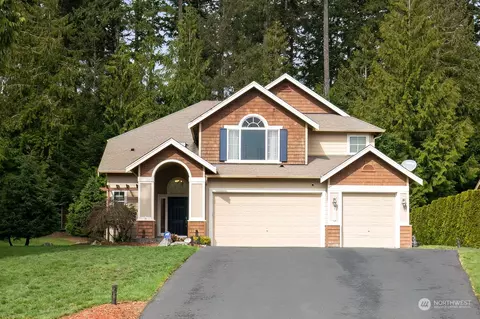 8055 Tieton Pl NW, Silverdale, WA 98383