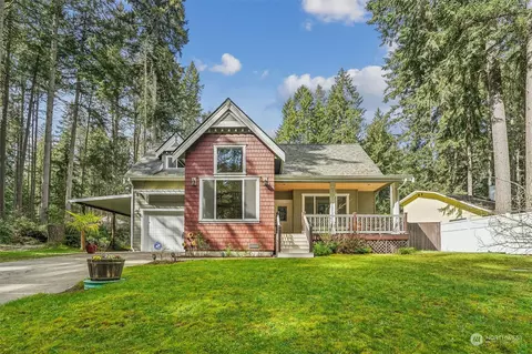 11019 Cascade Pl, Anderson Island, WA 98303
