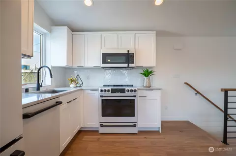5614 Keystone Pl N, Seattle, WA 98103 photo 10