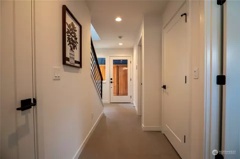 5614 Keystone Pl N, Seattle, WA 98103 photo 5