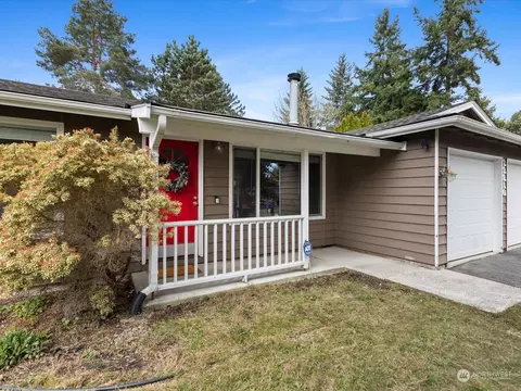 Exterior - 22210 W 2nd Ave, Bothell, WA 98021 photo 10 of 10
