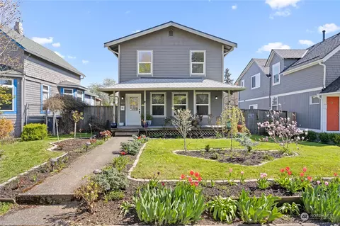 811 S Sheridan Ave, Tacoma, WA 98405
