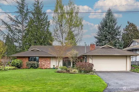17035 NE 21st St, Bellevue, WA 98008