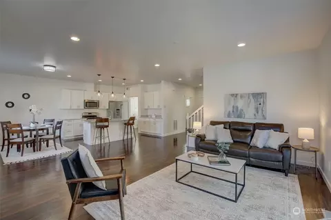 Living - 225 N Cabot Rd #A, Everett, WA 98203 photo 4 of 4