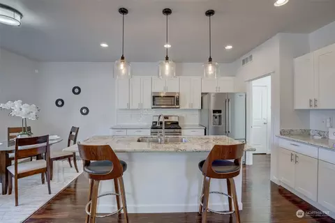 Kitchen - 225 N Cabot Rd #A, Everett, WA 98203 photo 2 of 5