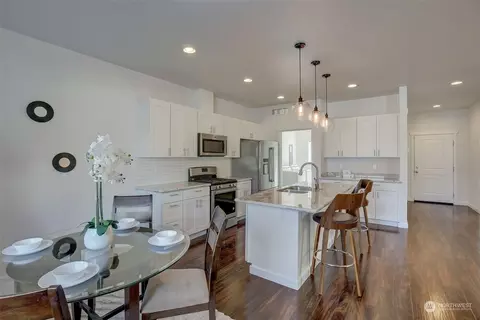 Kitchen - 225 N Cabot Rd #A, Everett, WA 98203 photo 1 of 5