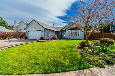 8558 Covina Loop NE, Bremerton, WA 98311