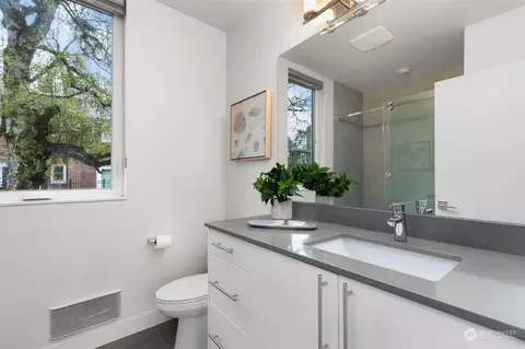 Bath - 1104 10th Ave E, Seattle, WA 98102 photo 1 of 3