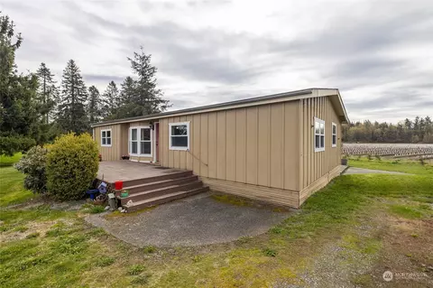 8242 Gillies Rd, Everson, WA 98247 photo 2