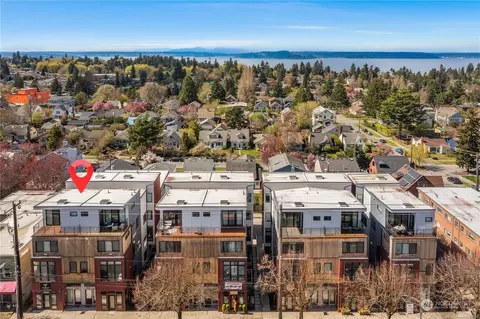 3223 California Ave SW #B, Seattle, WA 98116