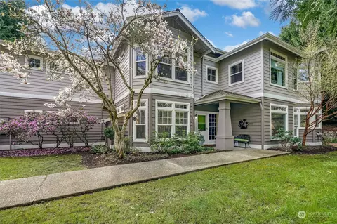 4405 Providence Point Pl SE #1625, Issaquah, WA 98029