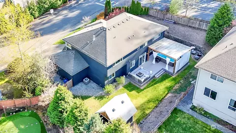 Exterior - 2711 233rd Pl SE, Bothell, WA 98021 photo 7 of 9