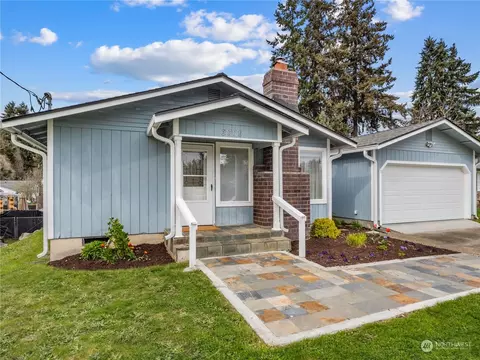 2319 Maple Ln, Steilacoom, WA 98388