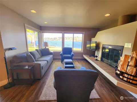 1 Beach 573 E, Manson, WA 98831