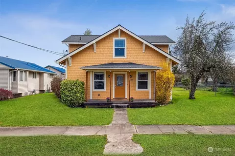 248 N Cascade St, Buckley, WA 98321