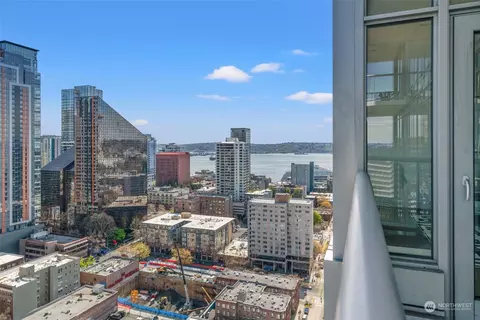 588 Bell St #2504S, Seattle, WA 98121