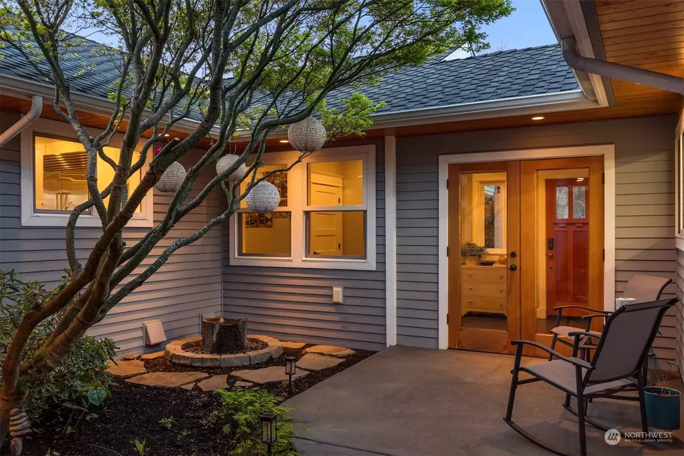 Other - 9225 NE 20th St, Clyde Hill, WA 98004 photo 2 of 5