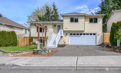 5605 1st Dr W, Everett, WA 98203