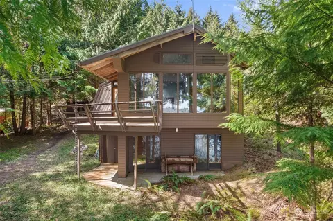 273 SE Kamilche Shores Rd, Shelton, WA 98584
