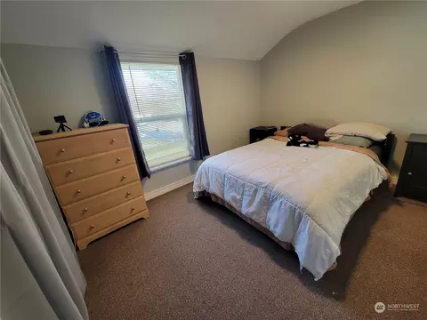 Bedroom - 5206 S 2nd Ave, Everett, WA 98203 photo 1 of 5