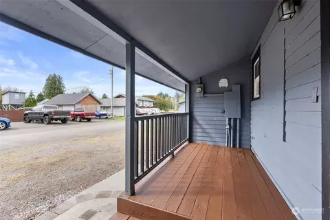 Exterior - 114 Joppish Rd, Centralia, WA 98531 photo 3 of 14
