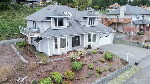 6423 Cedar Terrace Ln NW, Bremerton, WA 98312
