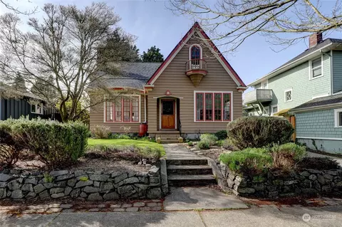3818 N 35th St, Tacoma, WA 98407