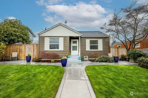 Exterior - 1822 Maple St, Everett, WA 98201 photo 12 of 16