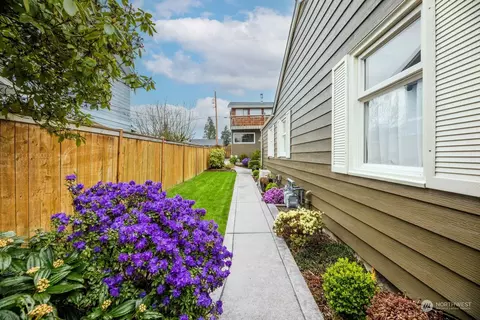 Exterior - 1822 Maple St, Everett, WA 98201 photo 14 of 16