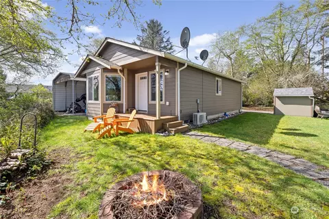 700 Point Brown Ave SE, Ocean Shores, WA 98569