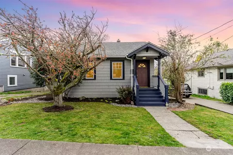 543 NE 85th St, Seattle, WA 98115