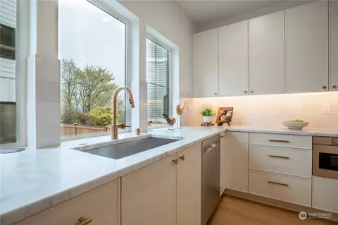 Other - 418 24th Ave E, Seattle, WA 98112 photo 2 of 3