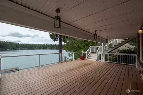 Exterior - 30 E Benson Lake Dr, Grapeview, WA 98546 photo 2 of 5
