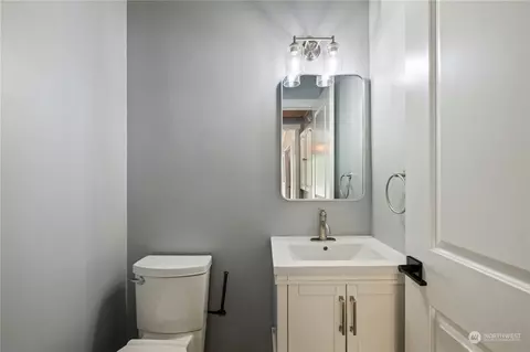 Bath - 30 E Benson Lake Dr, Grapeview, WA 98546 photo 1 of 3