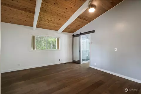 Bedroom - 30 E Benson Lake Dr, Grapeview, WA 98546 photo 1 of 1