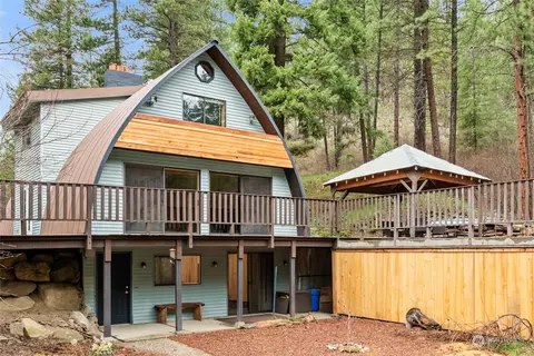 9950 Merry Canyon Rd, Leavenworth, WA 98826