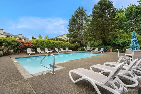 Exterior - 12404 E Gibson Rd #B102, Everett, WA 98204 photo 7 of 9