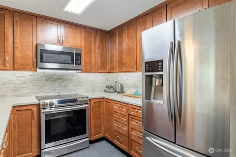 Kitchen - 12404 E Gibson Rd #B102, Everett, WA 98204 photo 2 of 4