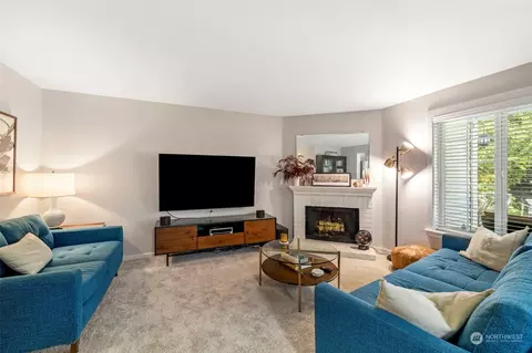 Living - 12404 E Gibson Rd #B102, Everett, WA 98204 photo 2 of 7